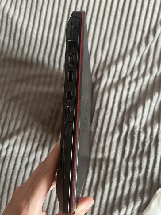 Asus TUF Gaming 15 | GTX 1650 | Intel i5 10300H