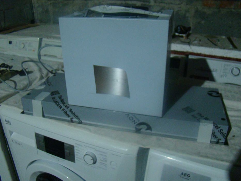 Okap kuchenny Elica Hidden nowy