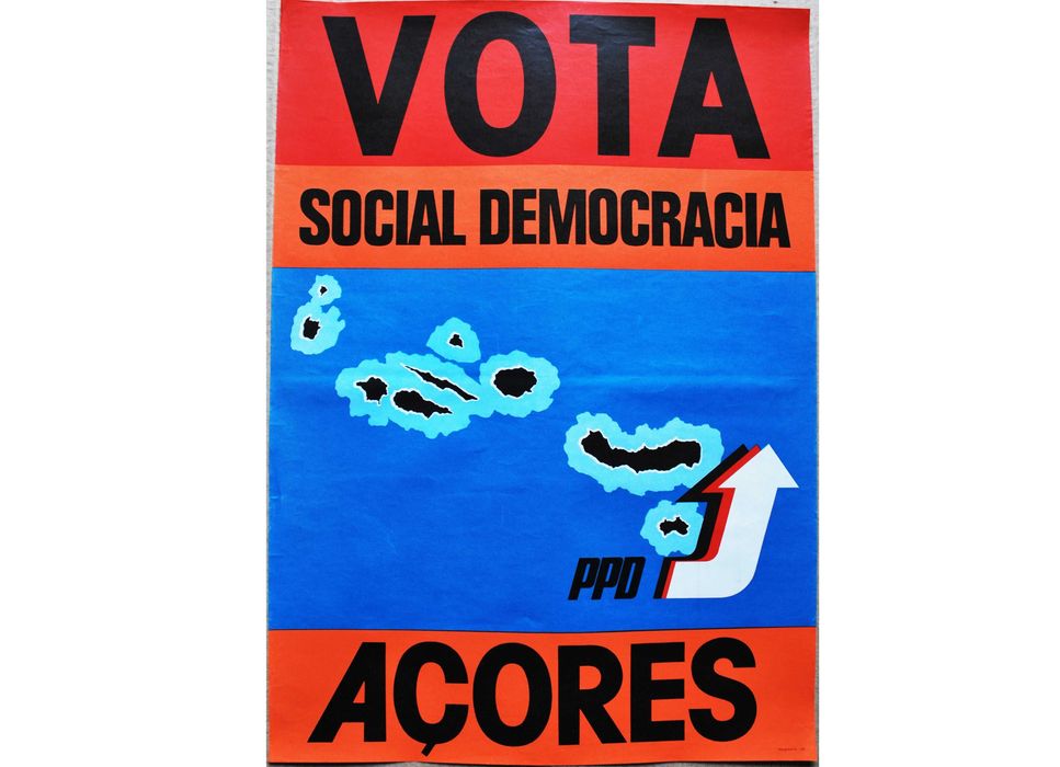Cartaz político / propaganda – Vota Social Democracia PPD Açores, 1976