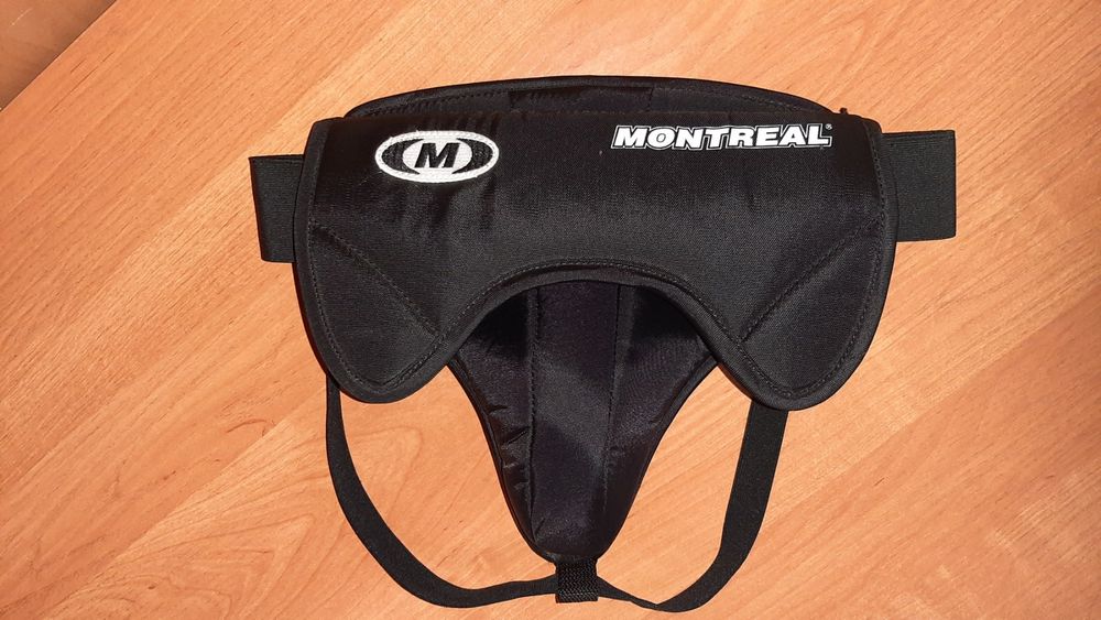 Защита хоккейная паха нагрудник Vaughn Montreal