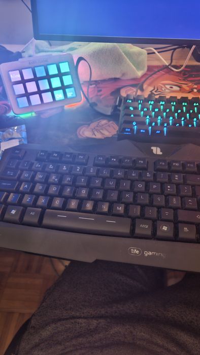 Teclado gamer com leds