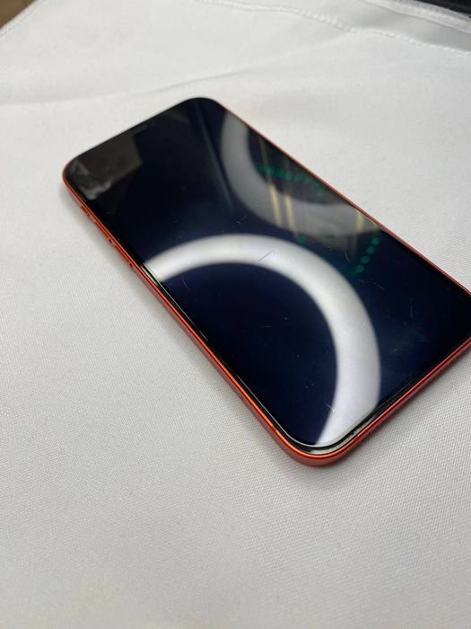 Продам айфон 12 128гб red