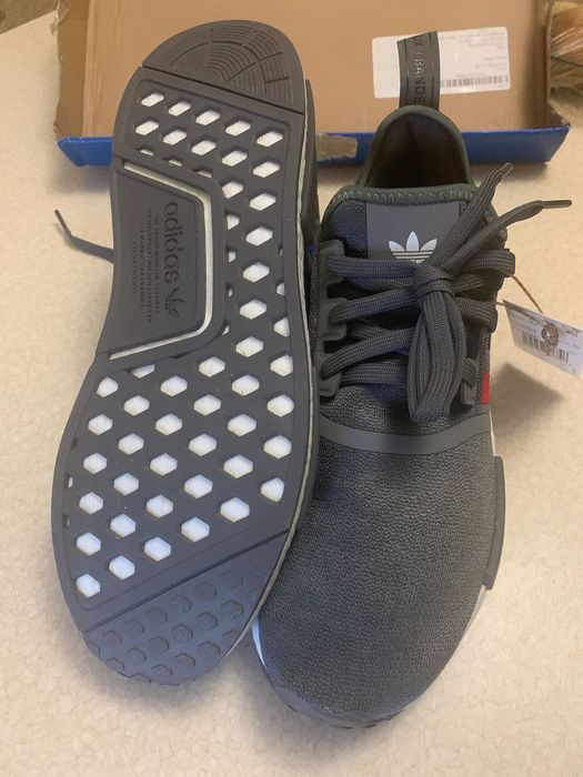 Чоловічі кросівки Adidas NMD_R1