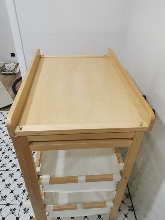 Przewijak z wanienką Roba