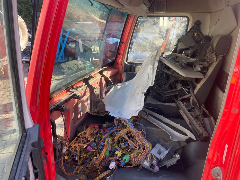 Kabina Renault Midlum 2010r dxi5 ładna dzienna kpl