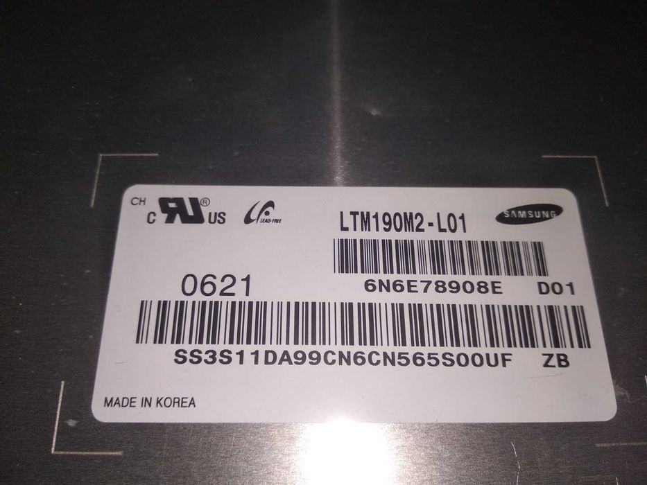 Матрица  LTM190M2-L01