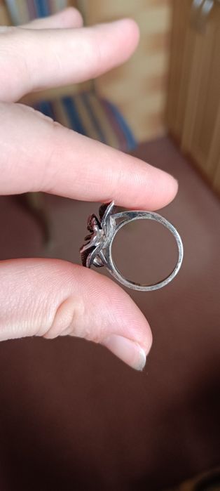 Кольцо срібло обручка  сіра магнолія