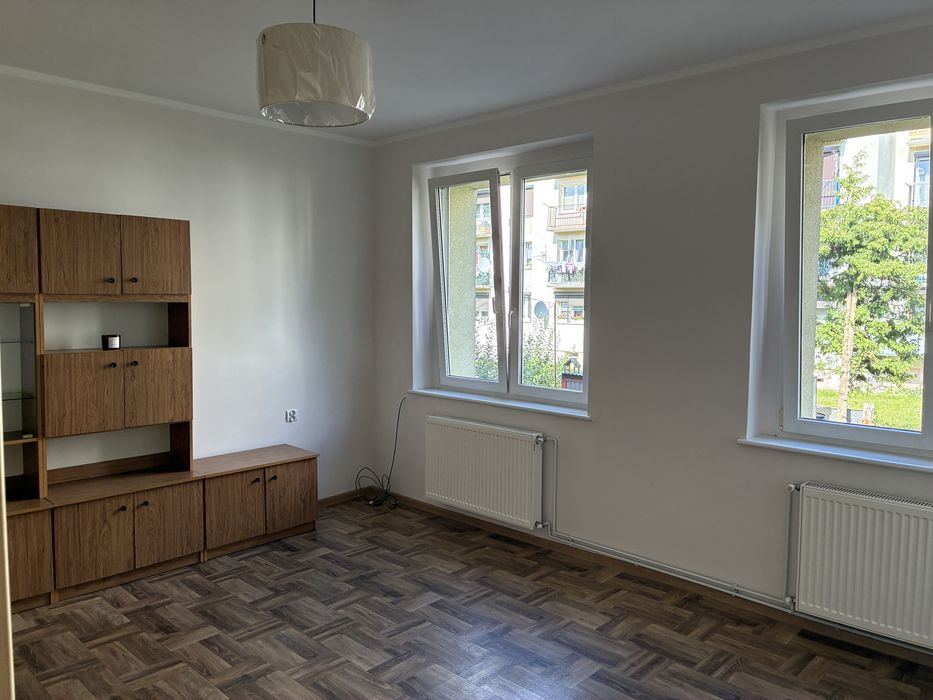 REZERWACJA DO 1.08.2026 Wynajmę kawalerkę centrum Jarocina 36m2