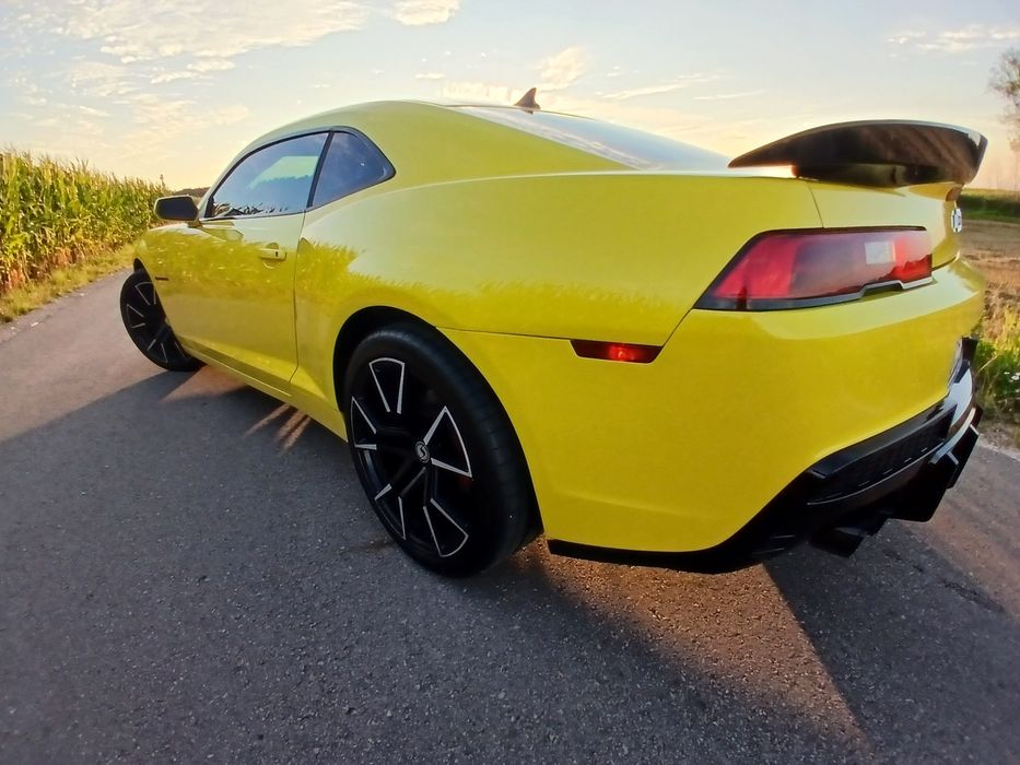 Chevrolet Camaro BUMBLEBEE