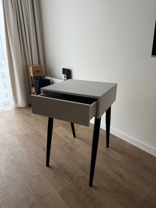 Письмовий стіл