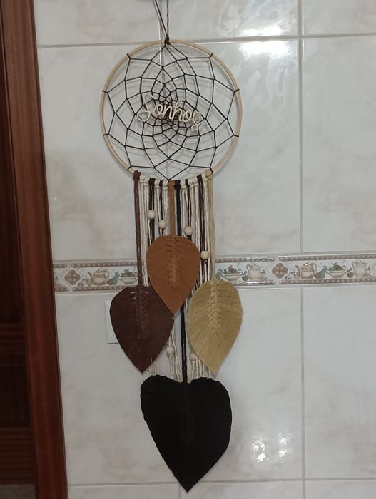 Decoração de parede ou porta em macramé