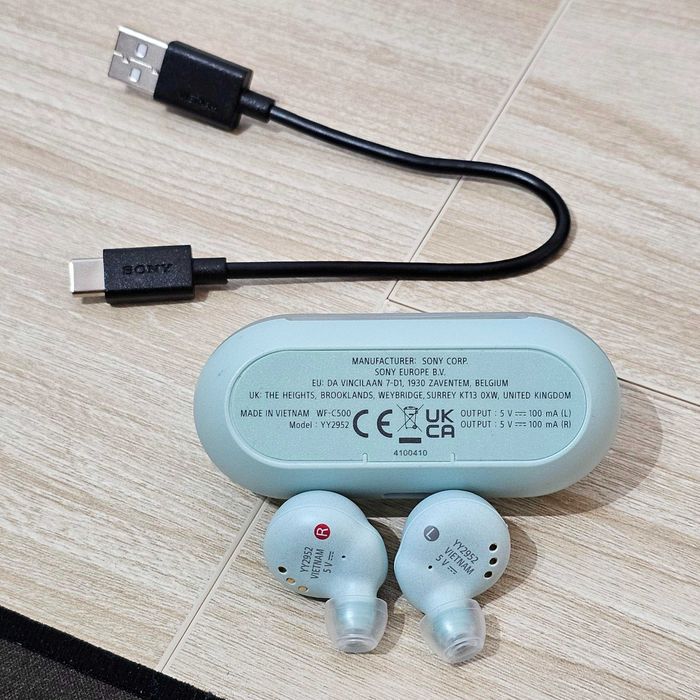 Auriculares TWS Sony WF-C500