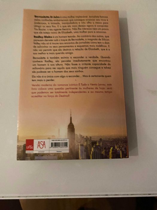 " As boas raparigas não ganham ao amor " Talulah Riley - 8€