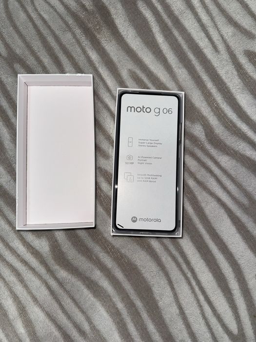Motorola g06.