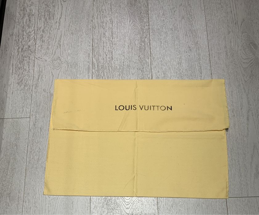Чехол Louis vuitton