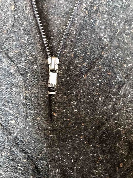 Сірий шерстяний чоловічий светр, пуловер