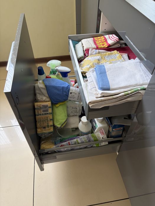 Kuchnia IKEA idealny stan, bogate wnętrze, sprzęt AGD