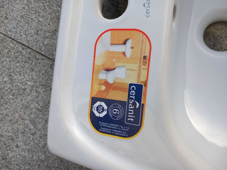 Nowa umywalka Cersanit 40