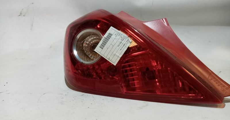 Farolim esquerdo OPEL Corsa D