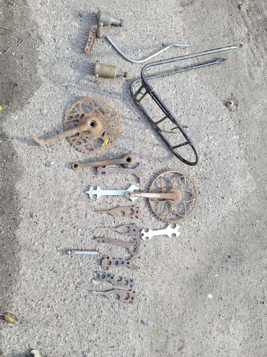 Велозапчастини ретро