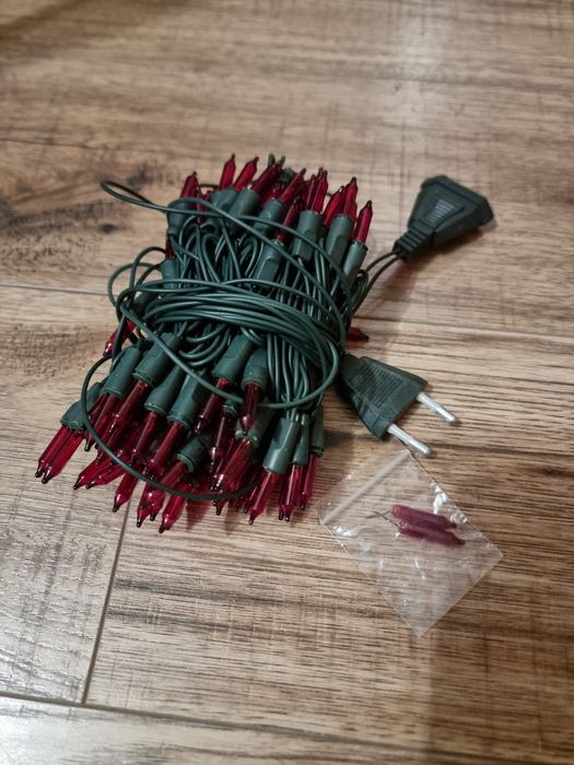 Oddam żarówki i lampki choinkowe