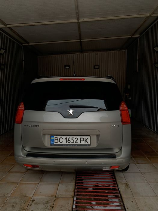 Продам авто Пижо 5008