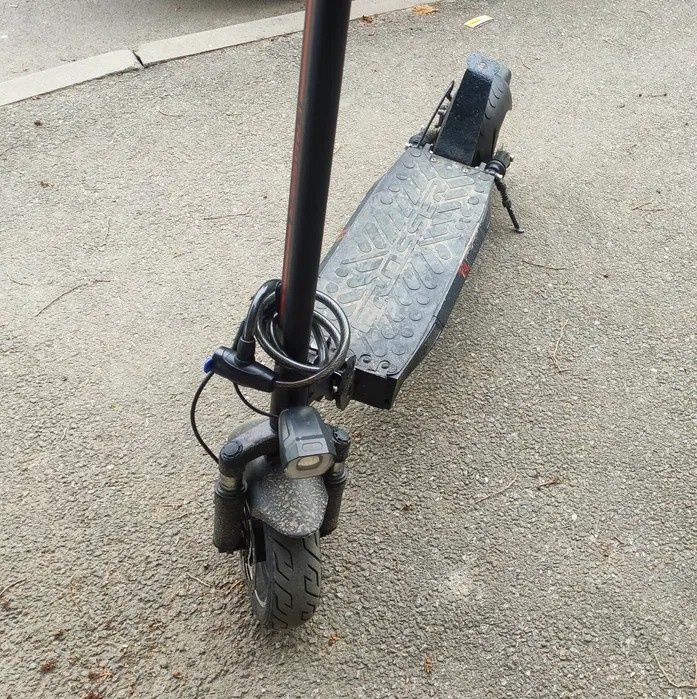 Електросамокат Crosser T4
Crosser T4