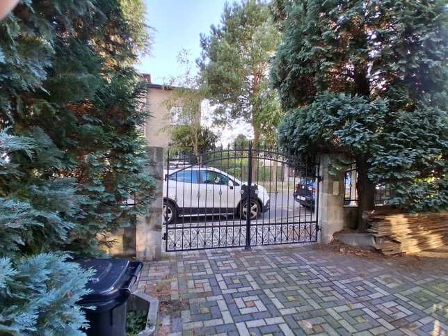 Dom z dużym potencjałem - Rybnik "Karolinka" - najlepsza lokalizacja -możliwość usług