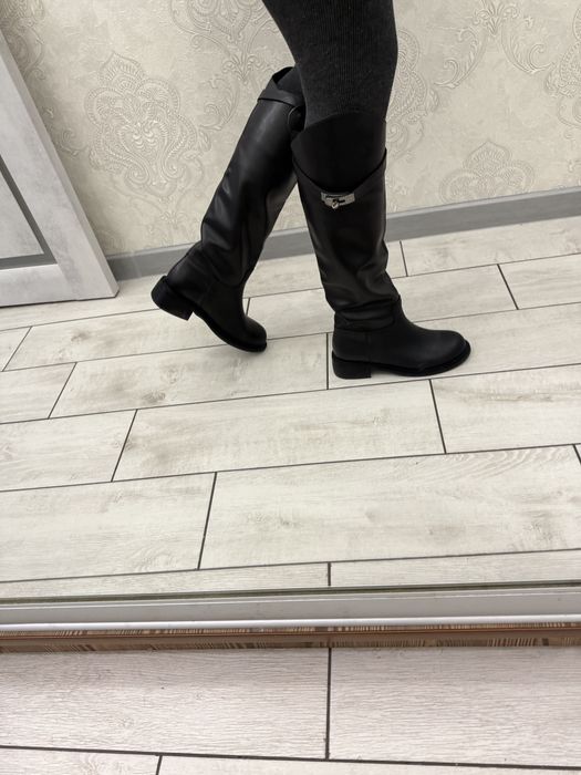 Високі сапоги труби натуральна шкіра 39-25,5см