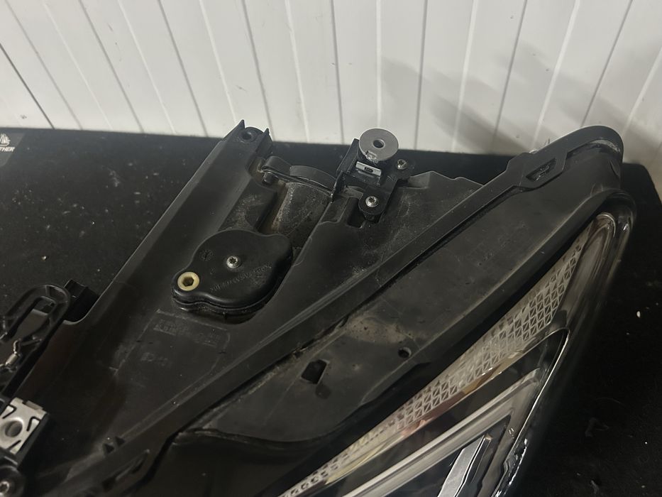Farol led cupra formentor