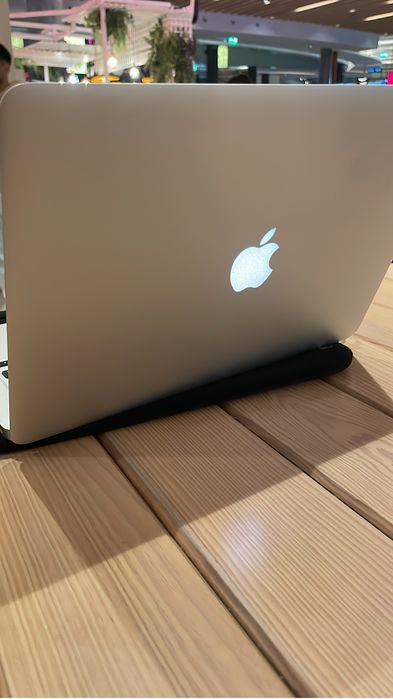 Apple MacBook Air