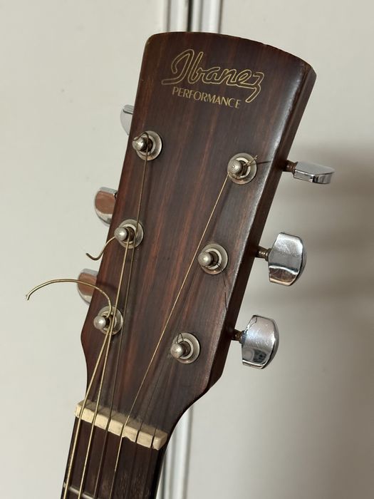 Guitarra electroacustica ibanez