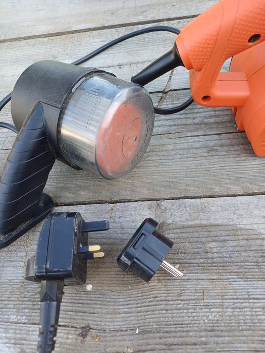 Шліфмашинка електрична