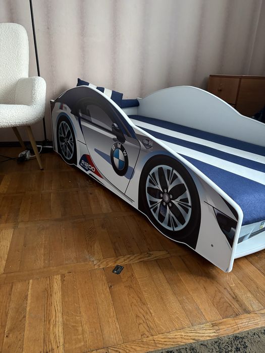 Дитяче ліжко машинка bmw
