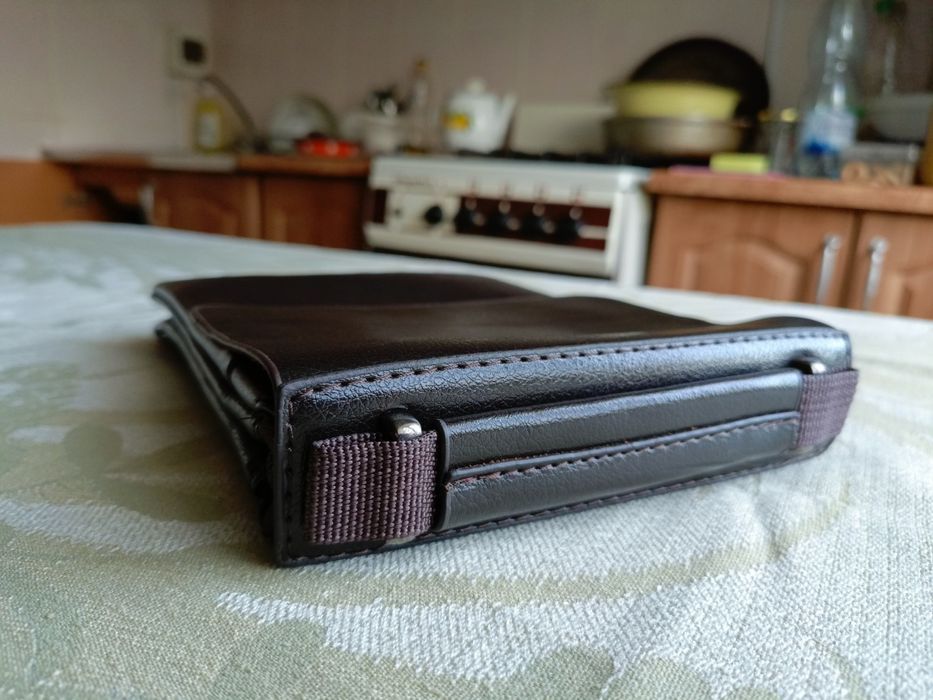 Продам барсетку сумку