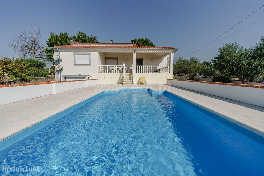Moradia Isolada T4 / Belmonte, Caria