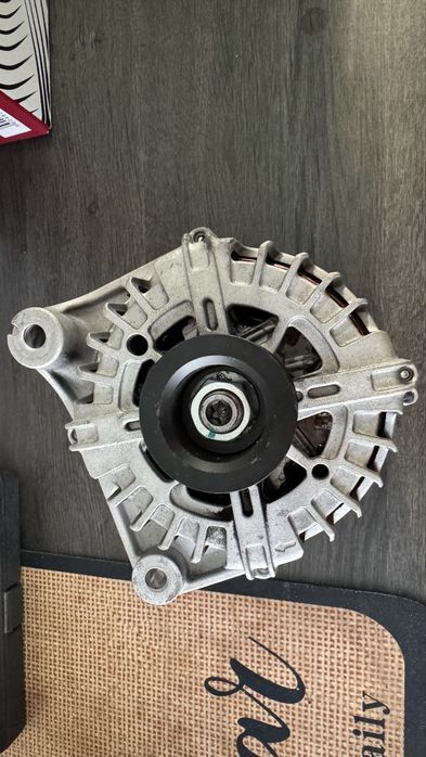 Alternador 180A BMW E90 / E87 / X3 — Ref: FG18S019