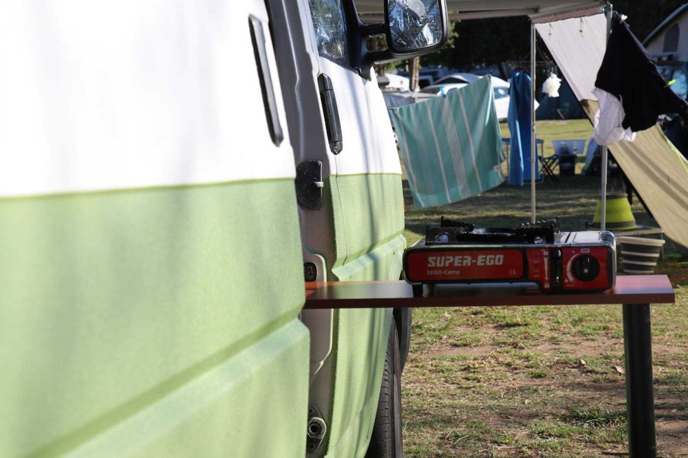 Carrinha Camper / Autocaravana – Pronta para Aventuras