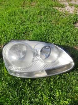 Reflektor vw golf V