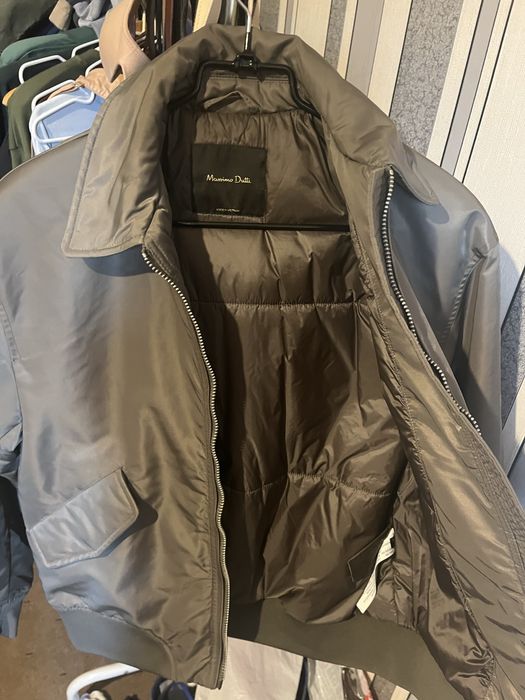 Жіночий бомбер massimo dutti S