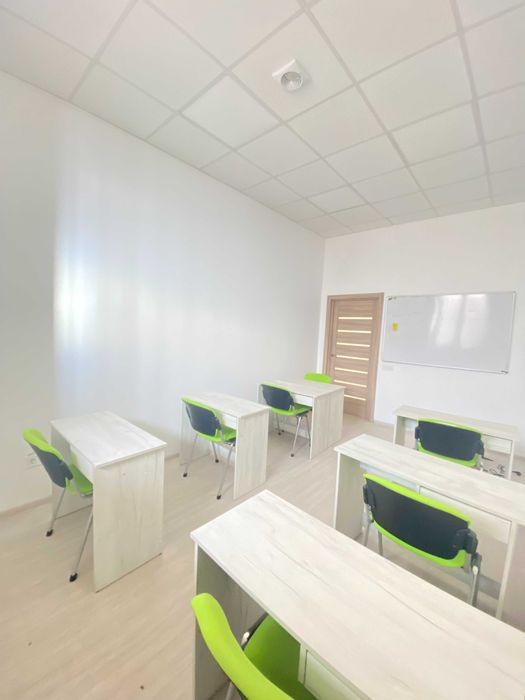 Продам столи\парти шкільні одномісні в гарному стані