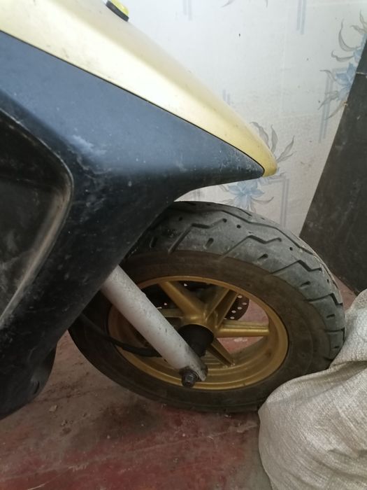 Продам скутер Honda