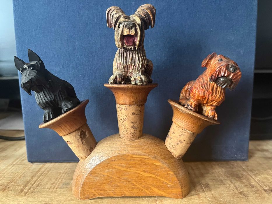 Три пробки в стойке Собачки Пробка для пляшки Корок