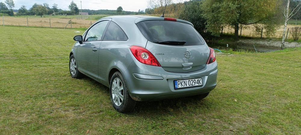 Opel Corsa D 2011