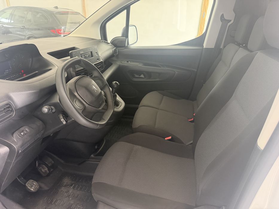 Peugeot Partner 1.5 HDI NACIONAL 2021/11 C/ Iva no Preço Só 74 Mil kms