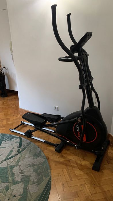 Elíptica para exercício em casa ou no ginásio