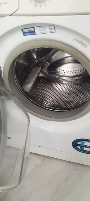 Maquina de lavar a funcionar normalmente