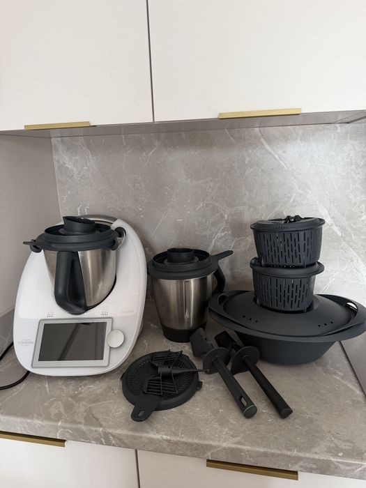 Thermomix TM6 + dodatkowe akcesoria STAN BARDZO DOBRY/ODBIOR OSOBISTY