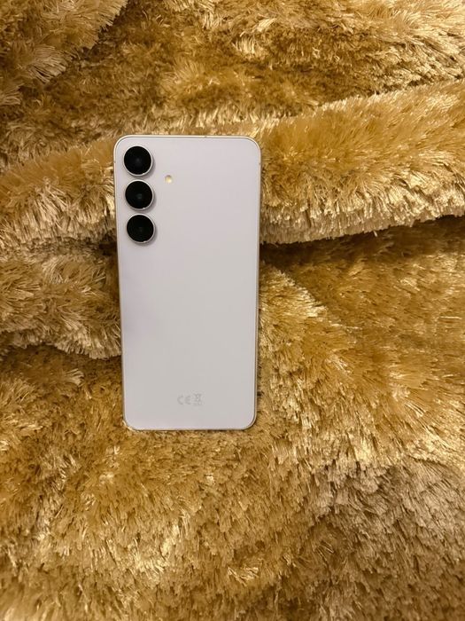 Telemóvem Samsung s25 fe