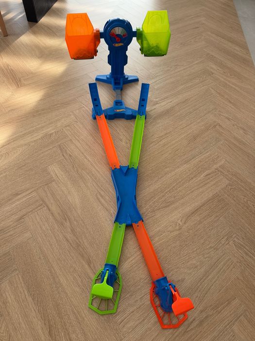 Tor hot wheels waga
